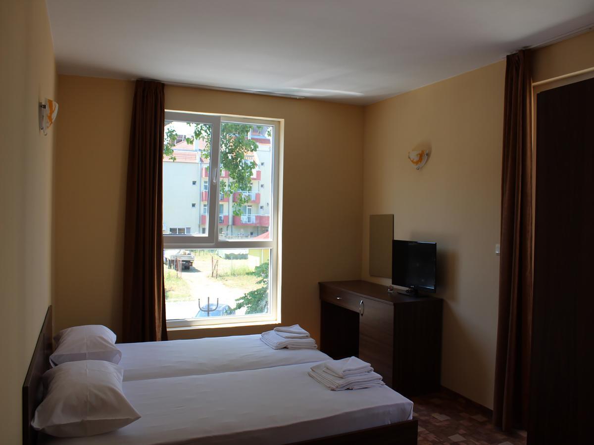 Hotel Sapphire 프리모르스코 외부 사진