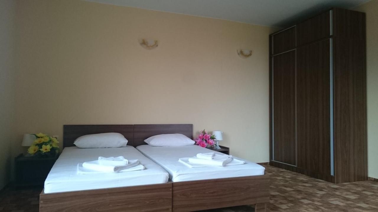 Hotel Sapphire 프리모르스코 외부 사진